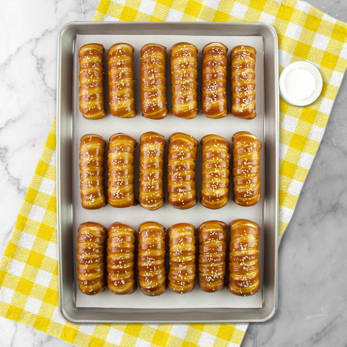 Turnbuckle Soft Pretzel Box - Congratulations